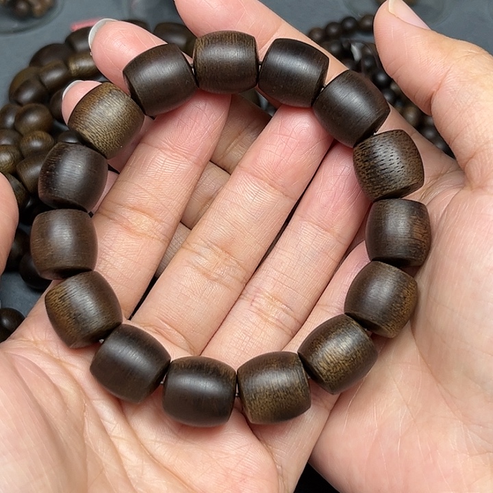 沉香碎屑沉香白棋玉化1.4