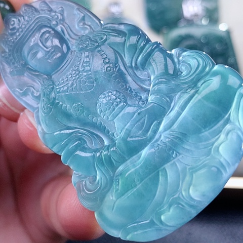 【闪购商品】翡翠颈饰未镶嵌天然翡翠