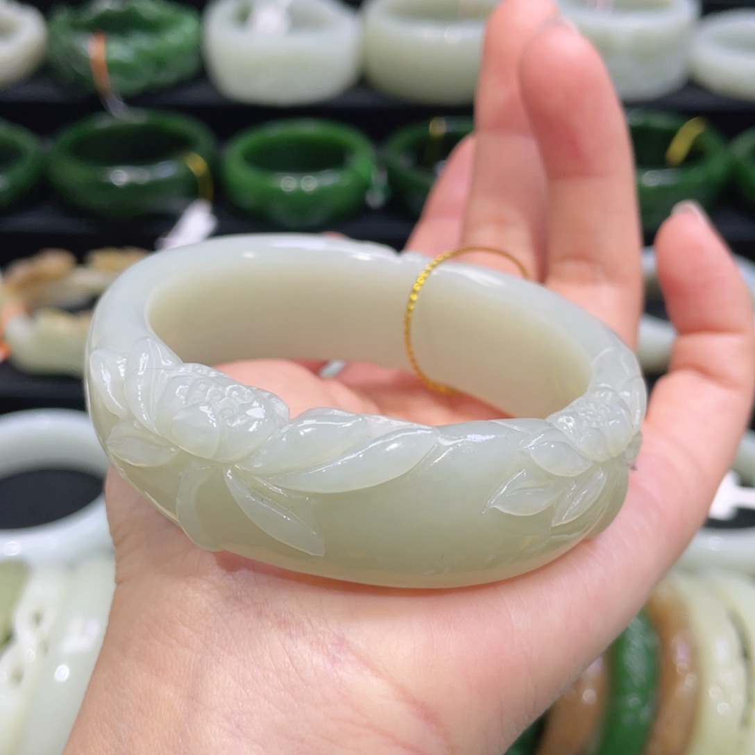 未镶嵌手镯和田玉8