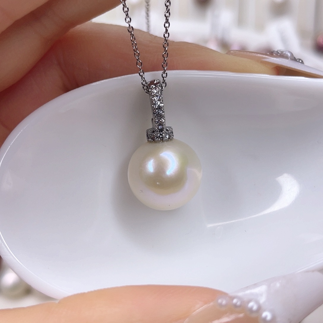 淡水珍珠吊坠(赠链)未镶嵌