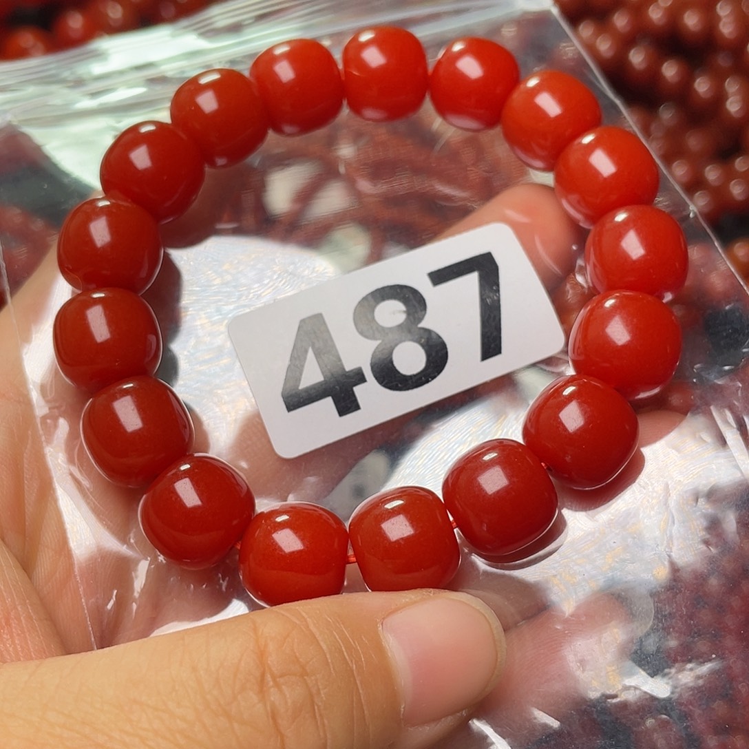 博***宝南红玛瑙未镶嵌手链