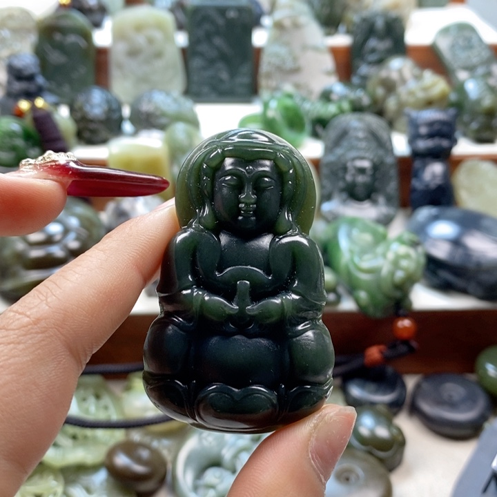 和田玉颈饰未镶嵌