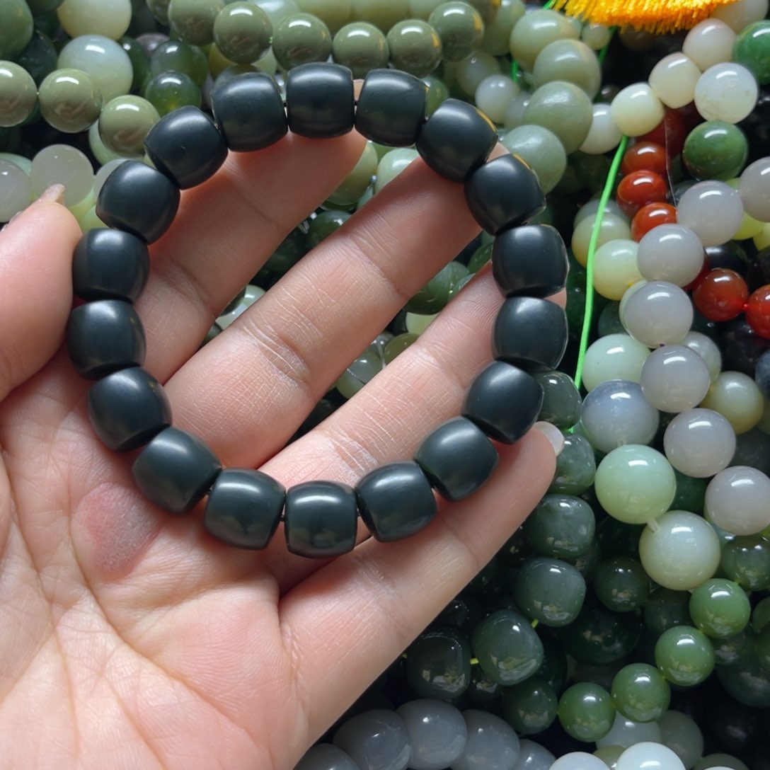 和田玉手链未镶嵌