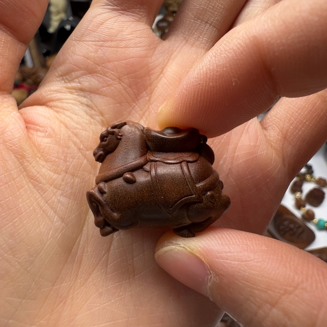 檀香木马上有钱老山檀