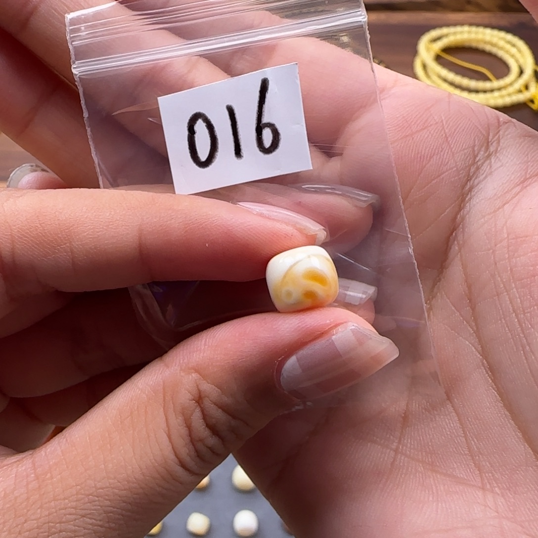 琥珀未镶嵌珠宝奇石9.3mm