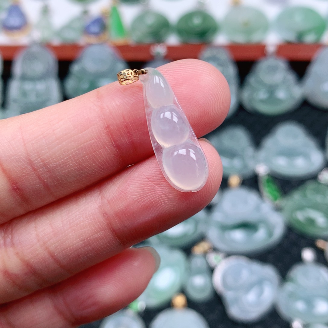 翡翠吊坠(不含链)18K金镶嵌