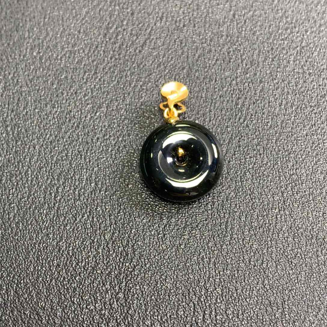 翡翠18K金镶嵌颈饰图***记墨翠平安扣