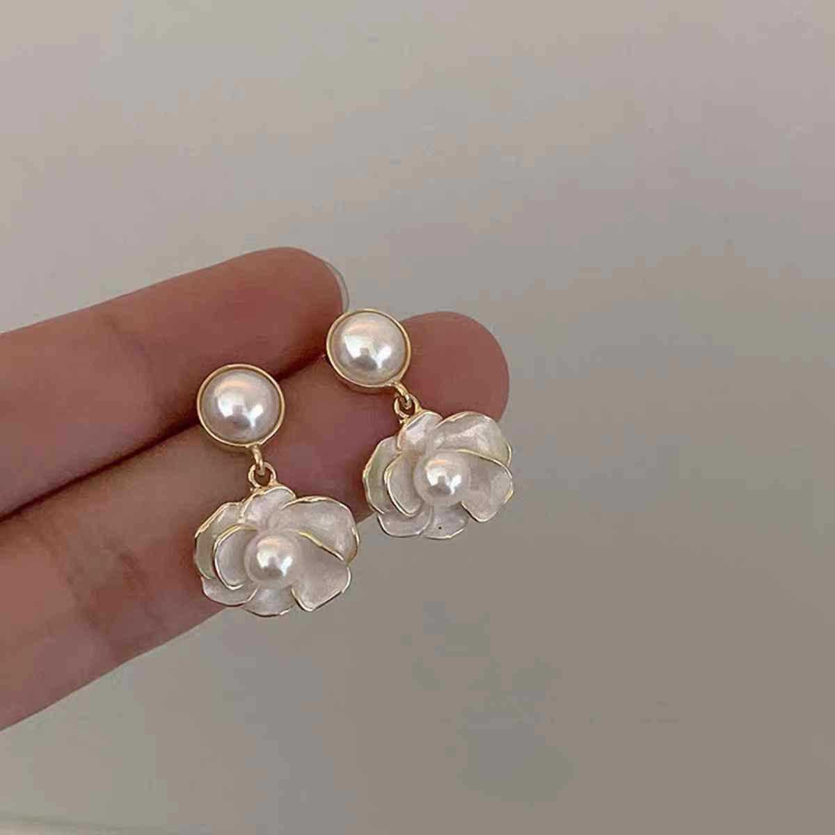 铜合金树脂耳饰 铜合金45A 高端大气时尚简约百搭耳饰