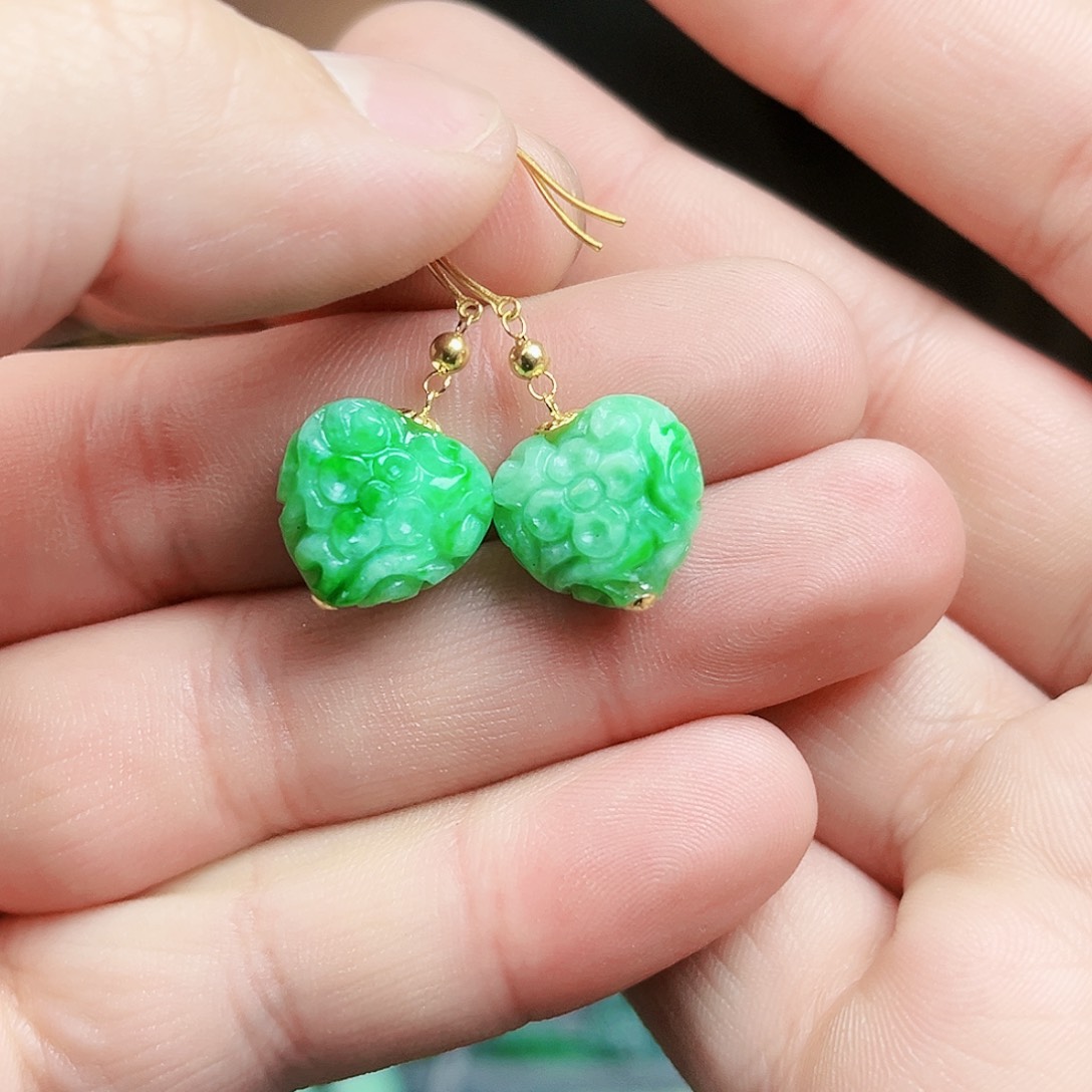 翡翠颈饰18K金镶嵌耳饰