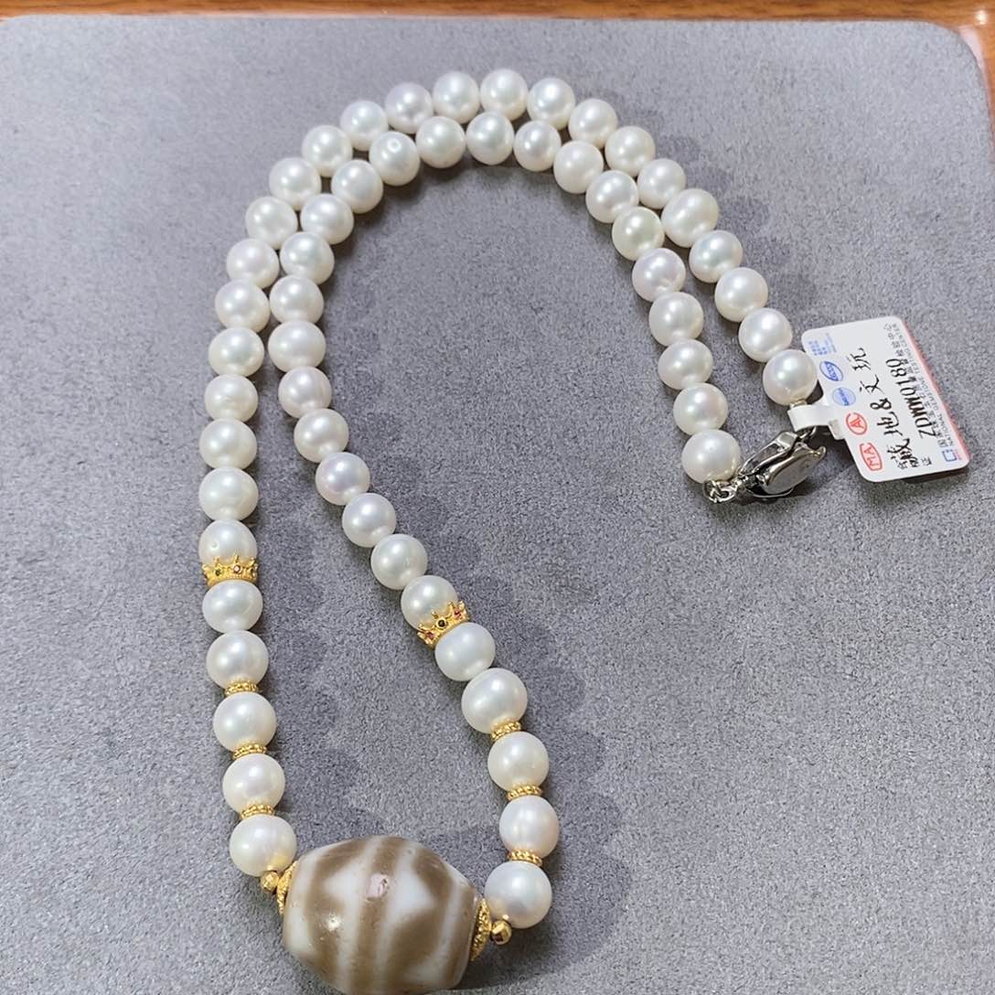 玛瑙/玉髓颈饰未镶嵌