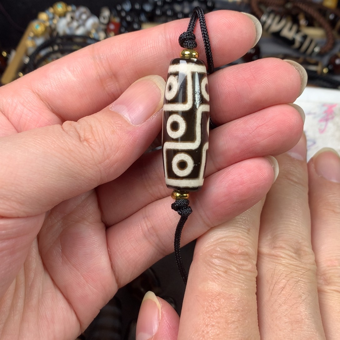 在***呀玛瑙/玉髓合金珠宝半成品