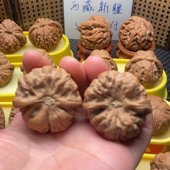 吊坠桃核蛤蟆头38。。。。。。