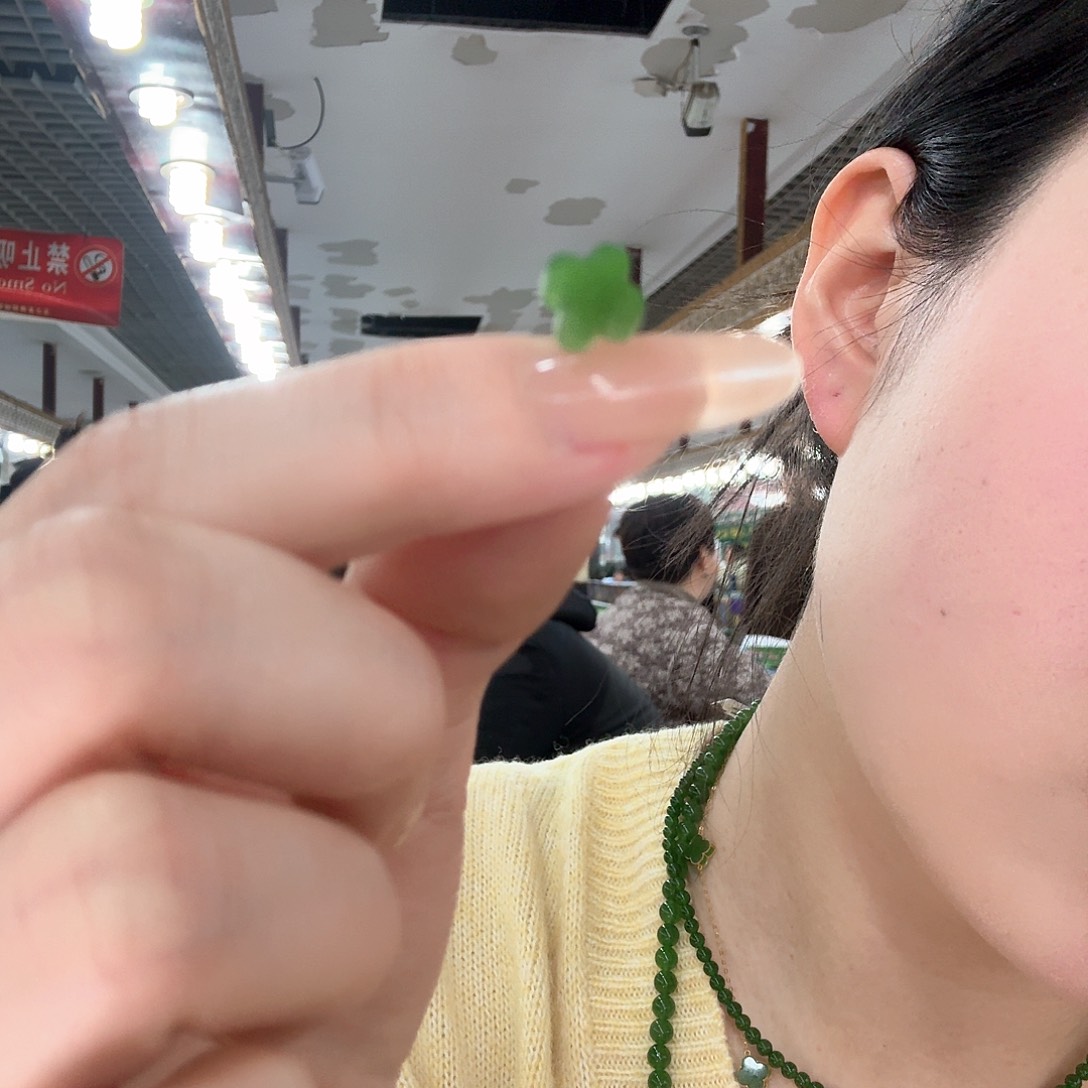 和田玉耳饰18K金镶嵌