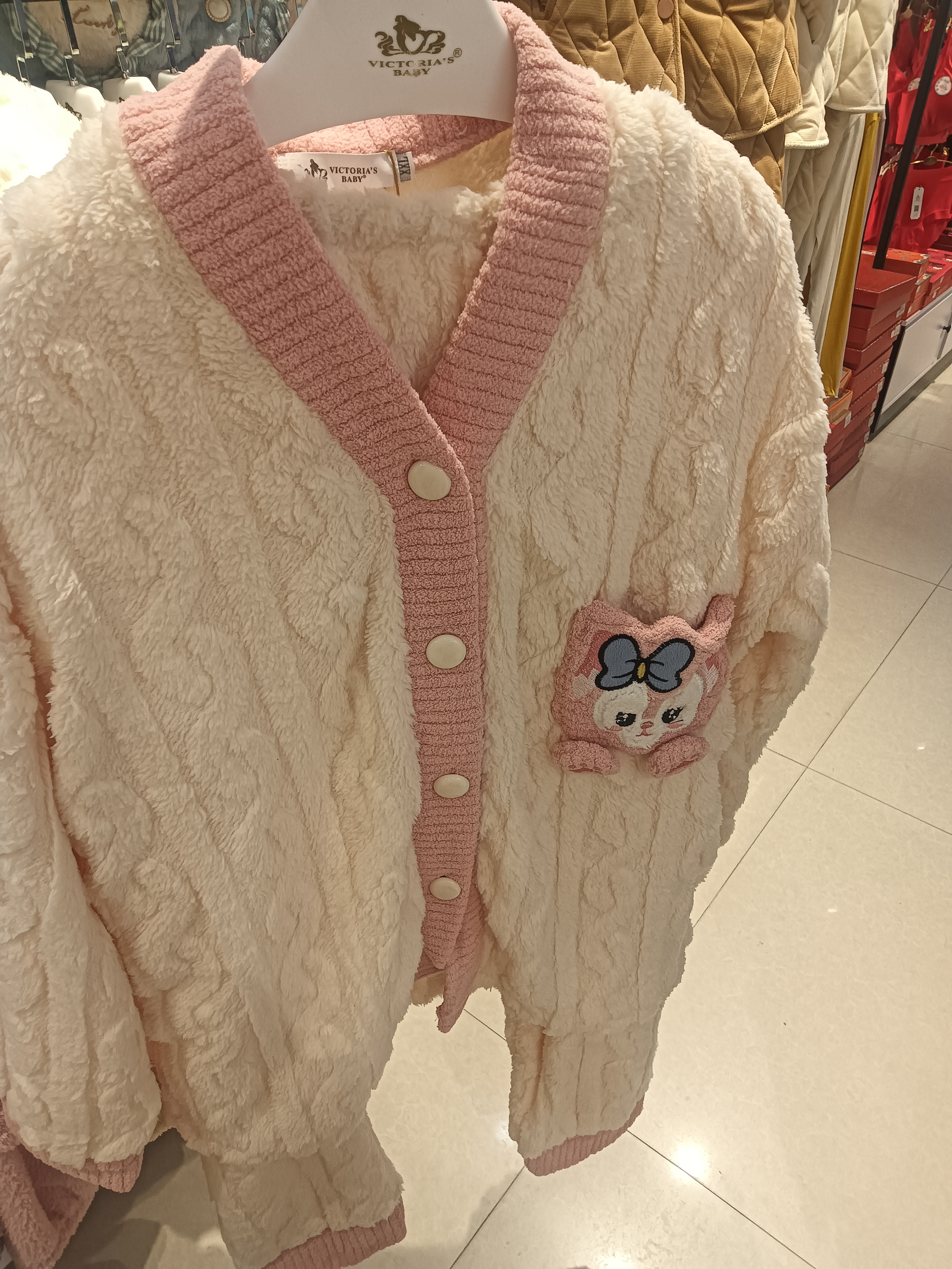 秋冬季加厚珊瑚绒睡衣女款冬天粉色新款保暖加绒法兰绒可爱家居服