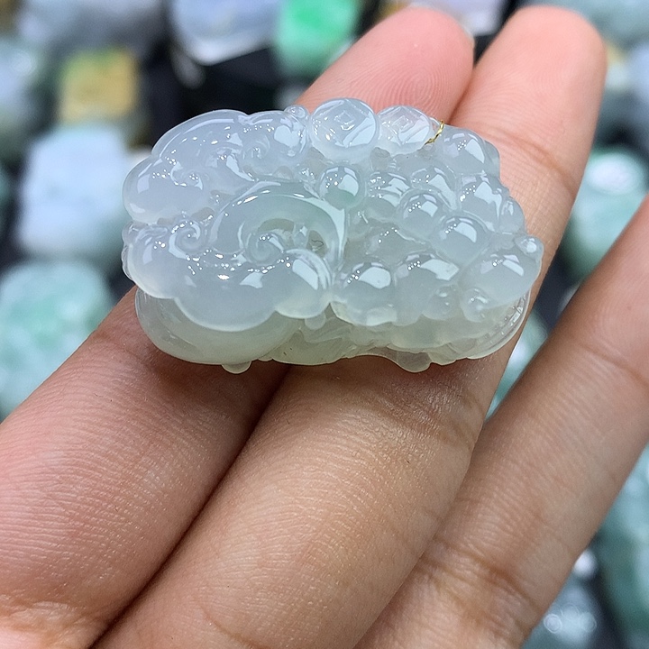 翡翠未镶嵌颈饰天然缅甸翡翠
