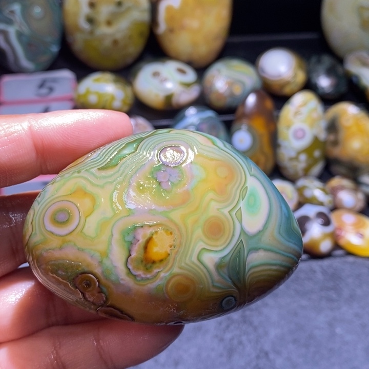 玛瑙/玉髓未镶嵌珠宝半成品21