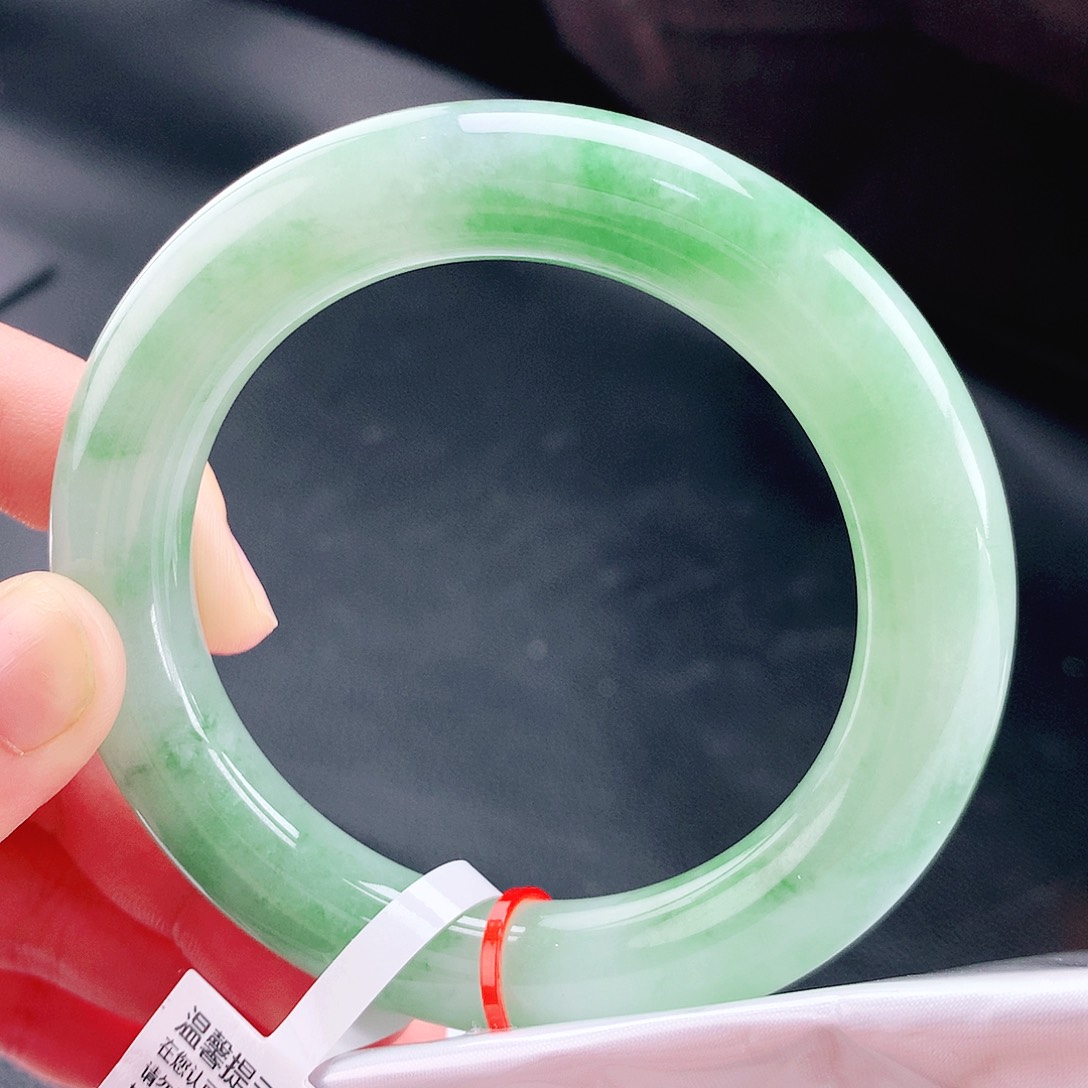 未镶嵌手镯（圆镯）翡翠58胖