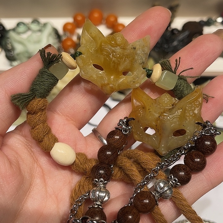 《***佛蛇纹石玉合金颈饰
