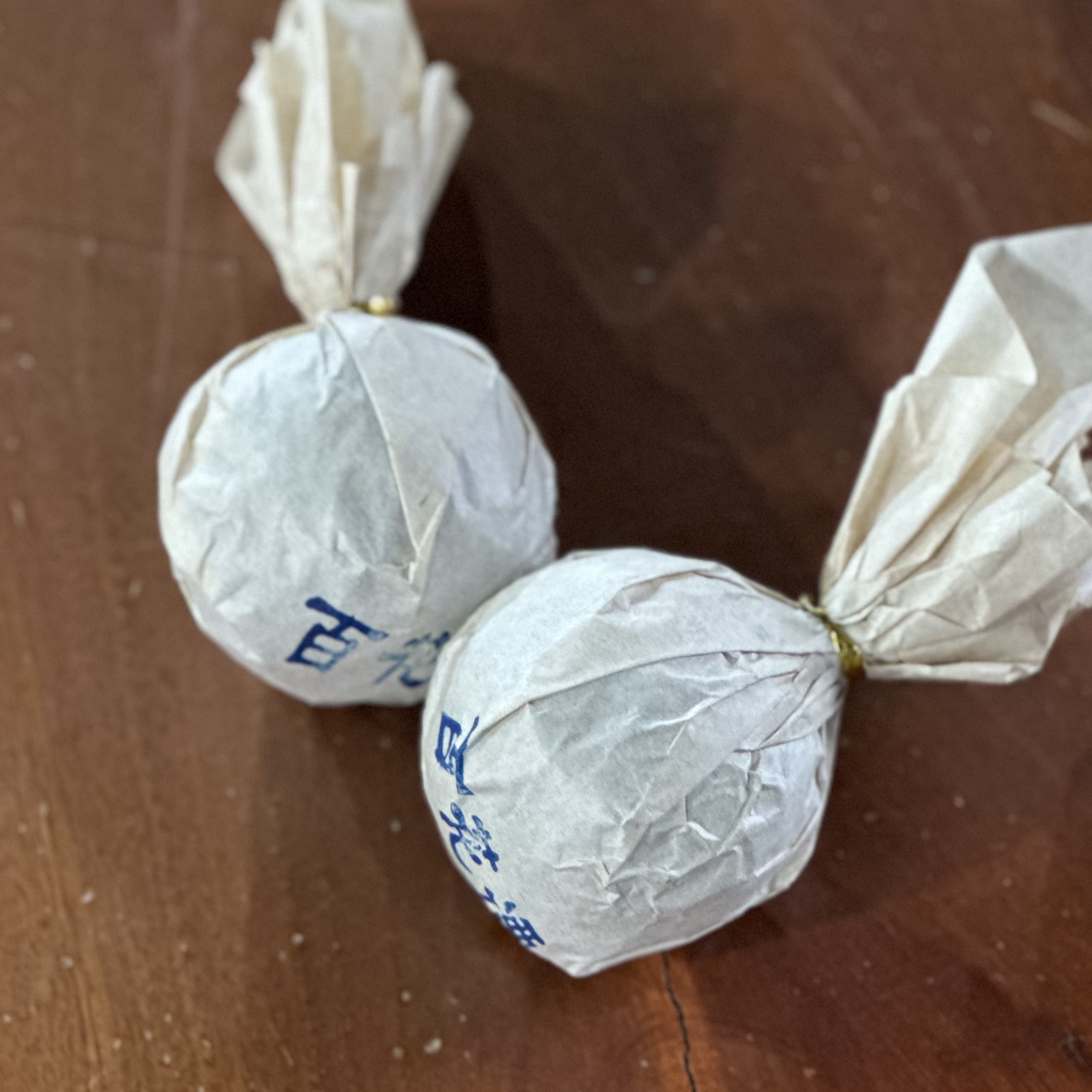 【拍1发2】2025年百花潭100克/团龙团沱茶普洱茶生茶