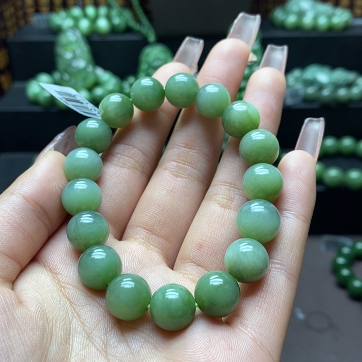 和田玉手串未镶嵌