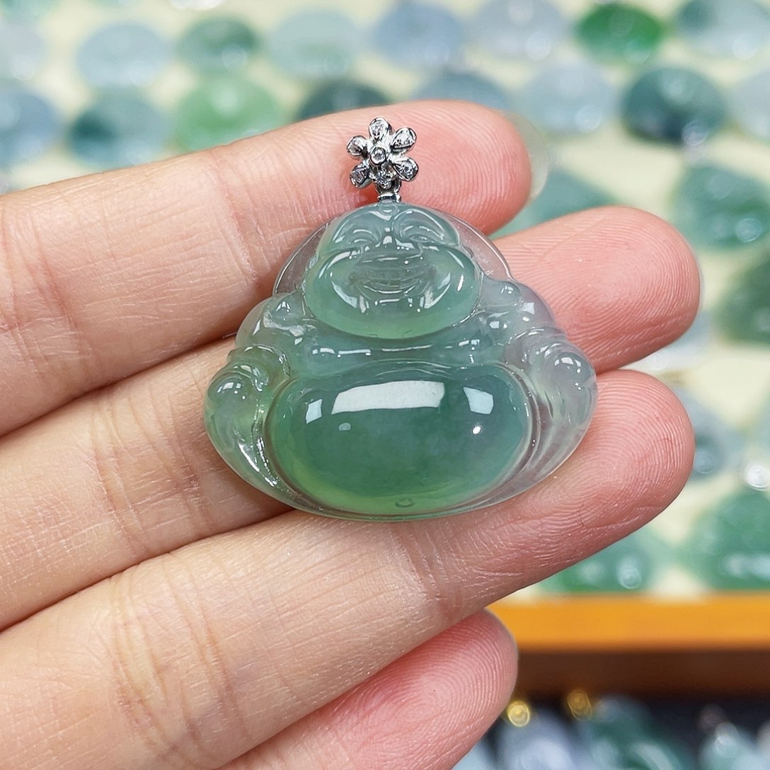 翡翠颈饰18K金镶嵌吊坠