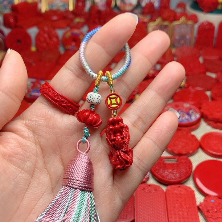 天然辰砂工艺品朱砂钥匙扣包包挂