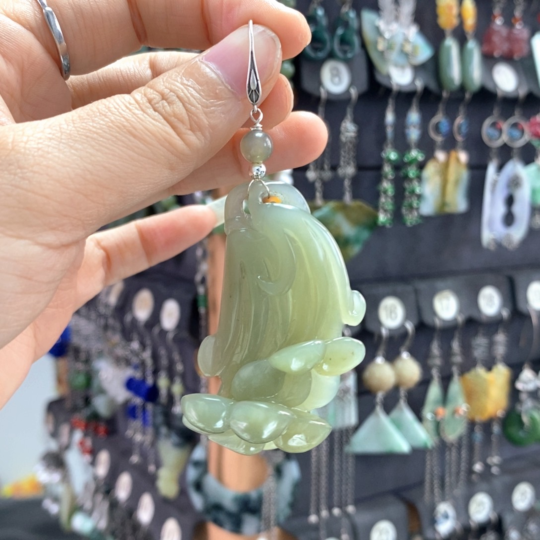 阿***岱和田玉银S925镶嵌耳饰X15