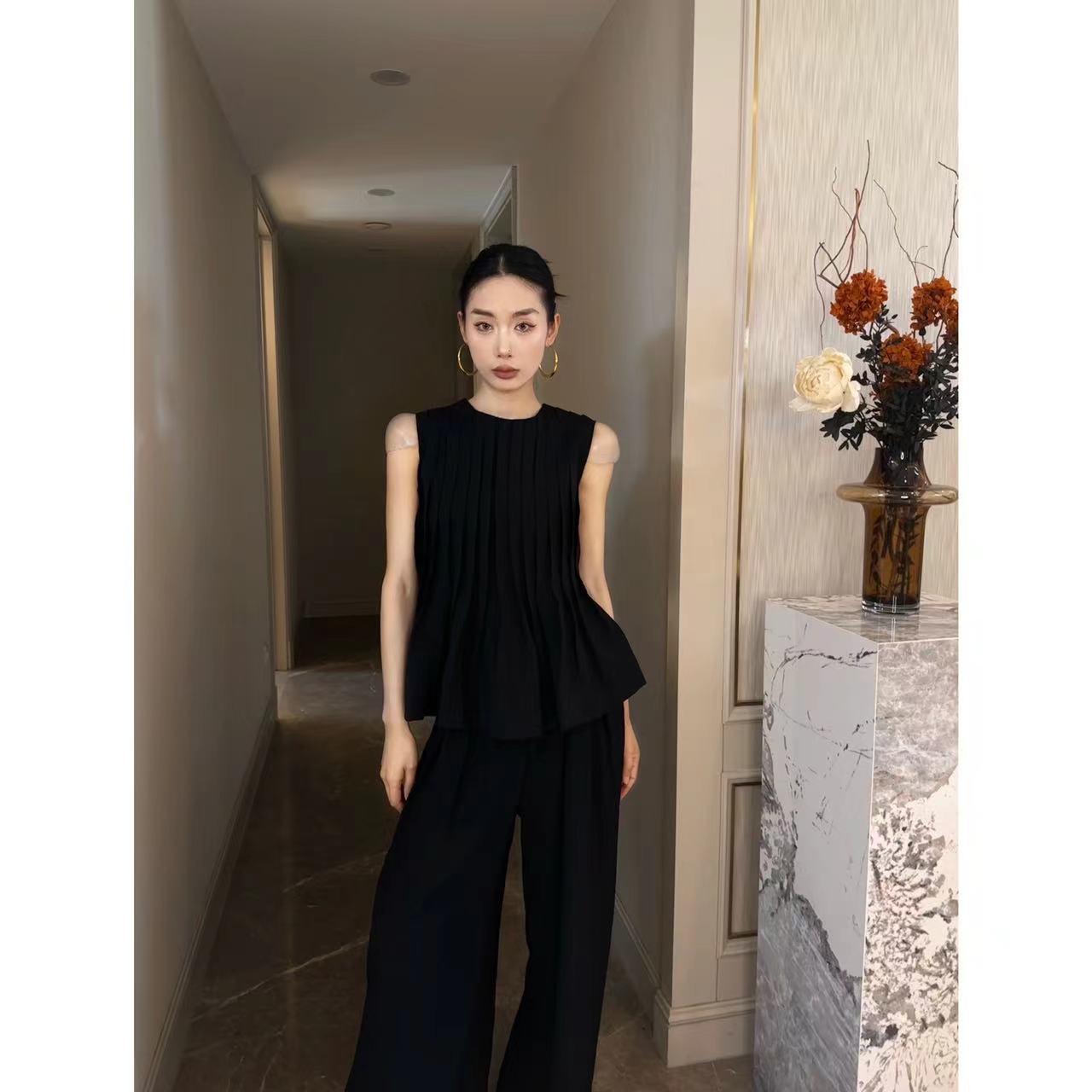 FIINAL《黑夜永恒》经典气质休闲小众无袖套装