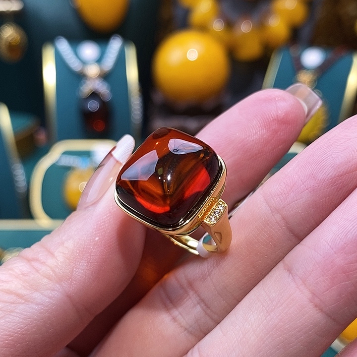 血珀戒指银S925镀金镶嵌
