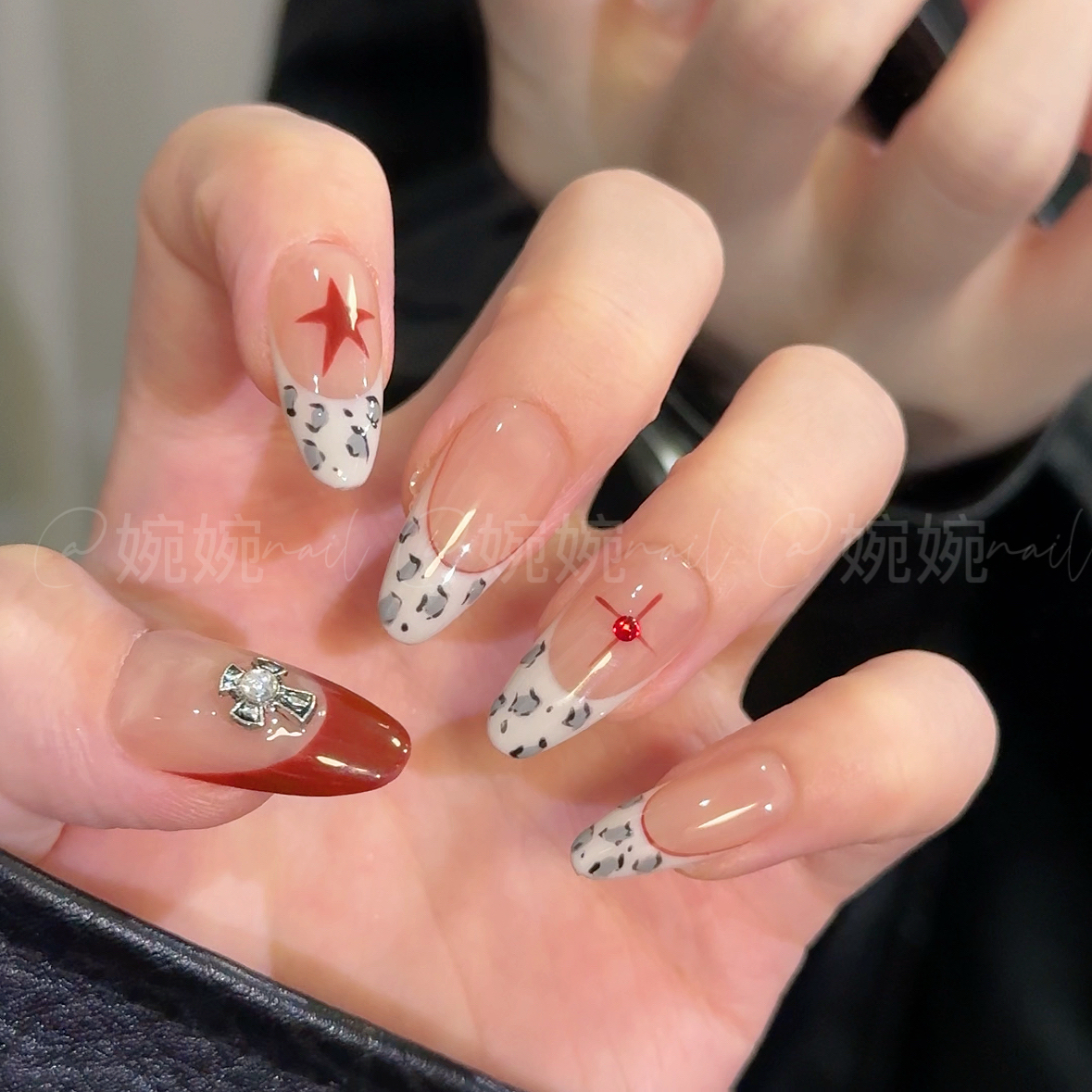 清！！！【豹纹克罗心】纯手工AB手绘法式豹纹星星组合设计穿戴甲