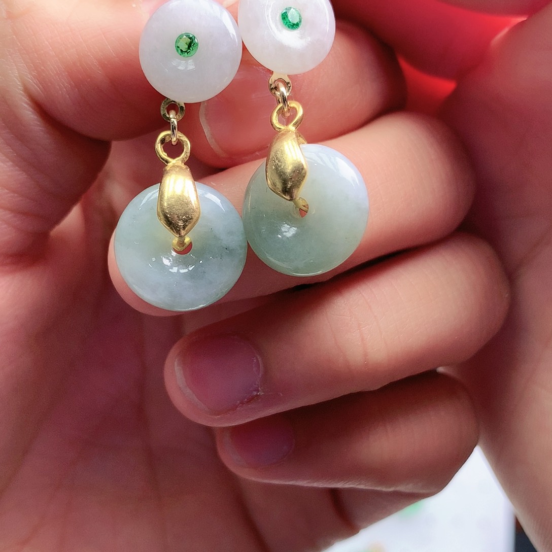 翡翠耳饰未镶嵌耳饰