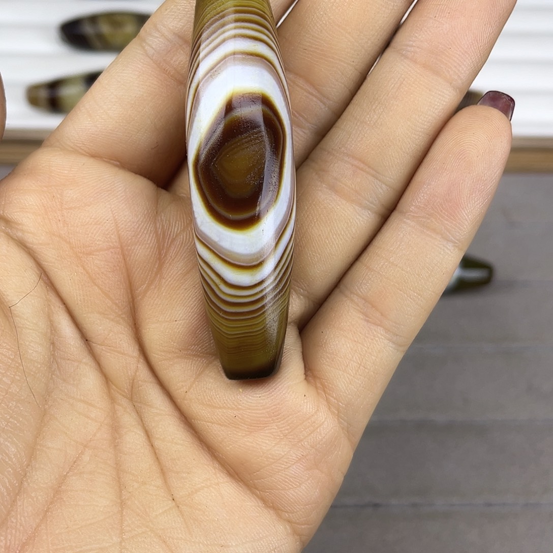 模***活玛瑙/玉髓散珠缠丝玛瑙