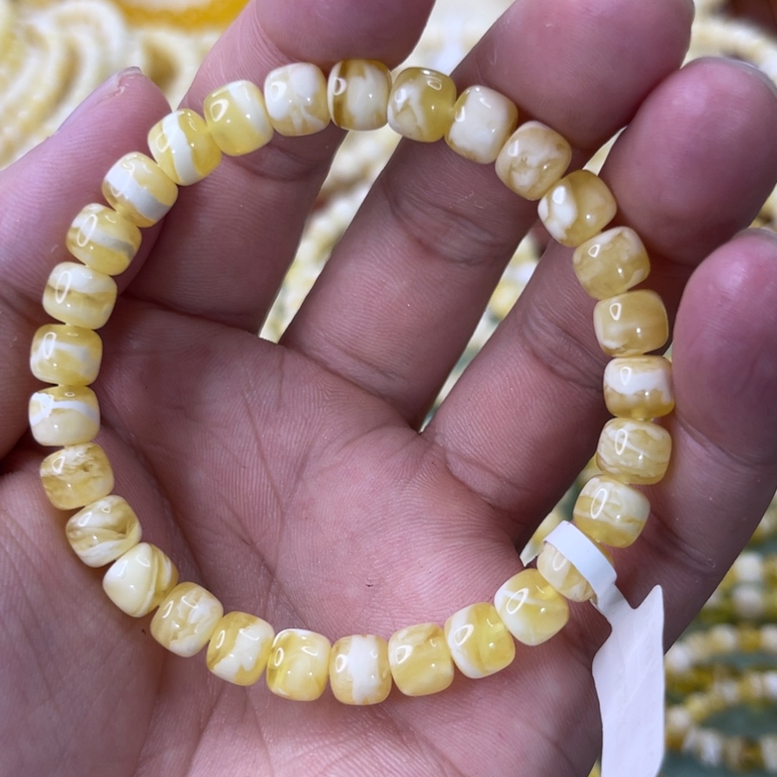 未镶嵌蜜蜡珠宝奇石7.5mm金瓷白