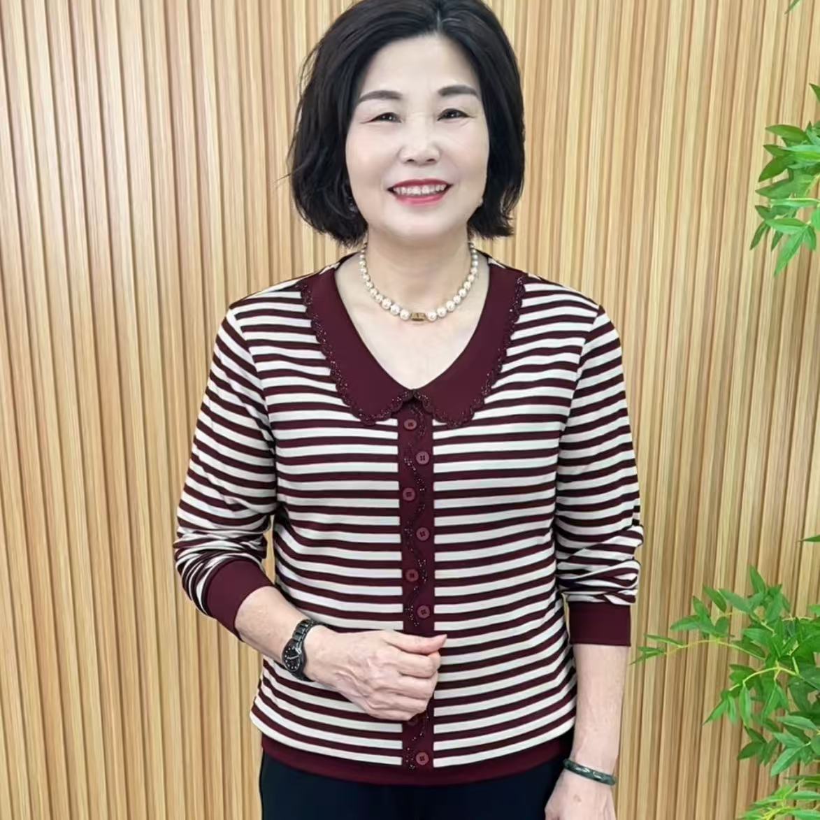 常规翻领娃娃领条纹中老年女装针织衫欧美风lulu风V6100