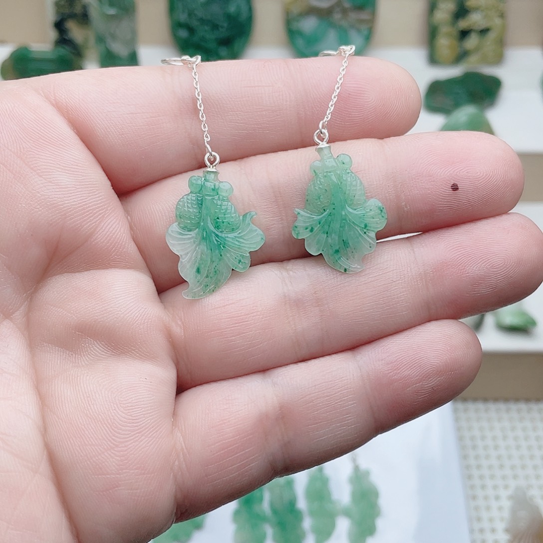 渡***独山玉银S925镶嵌耳线