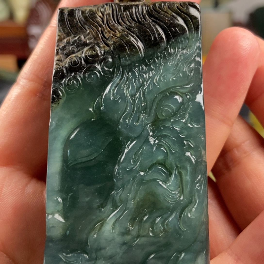 岫玉未镶嵌手把件