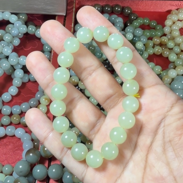 浮***记和田玉（糖玉）未镶嵌手链
