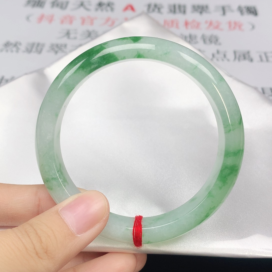 翡翠手镯未镶嵌5008正