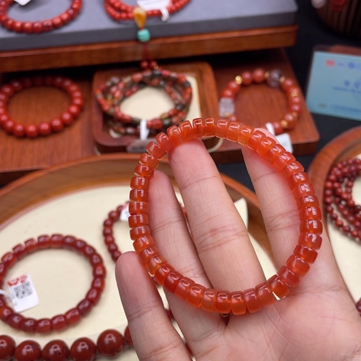 手链未镶嵌南红玛瑙
