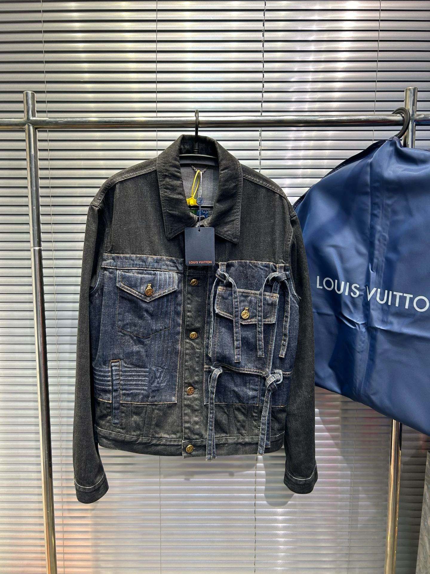 未使用 LouisVuitton/路易威登 飘带牛仔夹克 46码