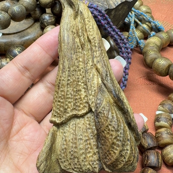 大叶紫檀（黑酸枝木类）