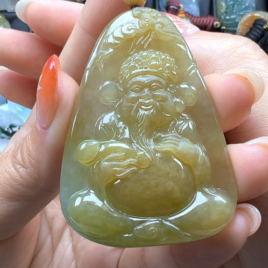 翡翠颈饰未镶嵌财爷