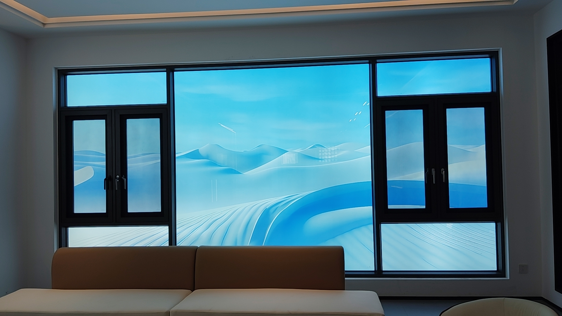 系统窗三层节能玻璃设计高效隔音窗户