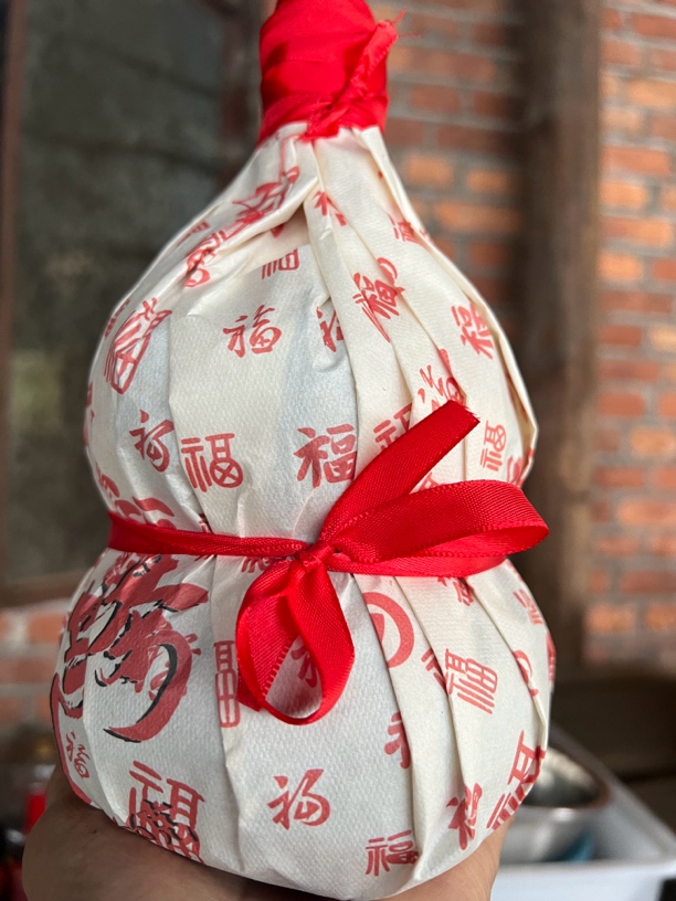 葫芦 普洱茶生茶古树挑采666克