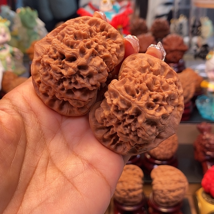 文玩核桃吊坠52全品官帽