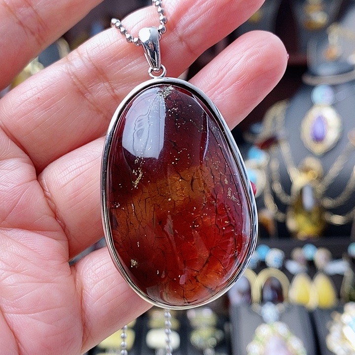 琥珀颈饰银S925镶嵌吊坠