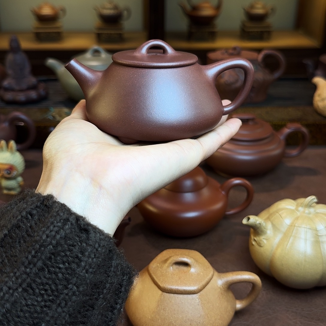 安***森茶壶紫砂平盖石瓢，底槽清