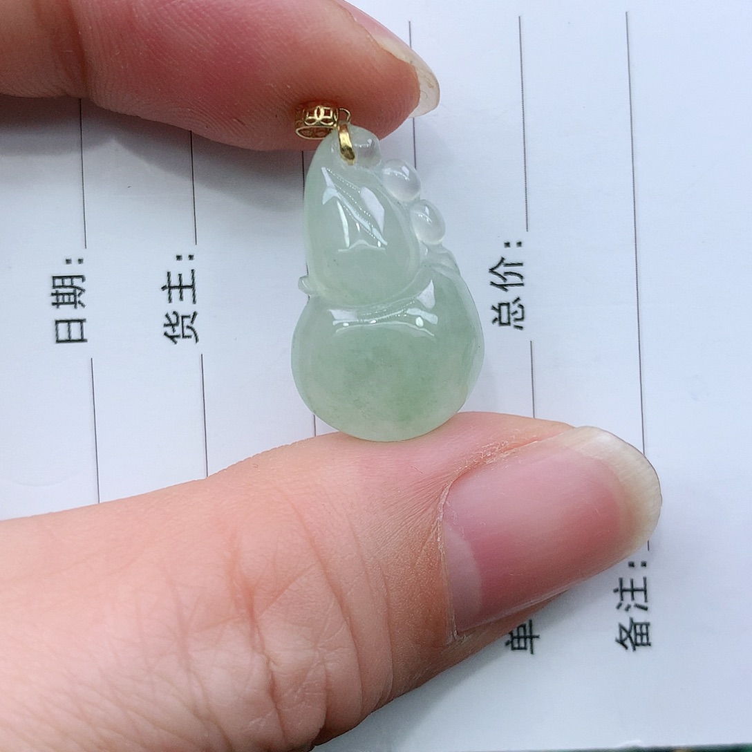 翡翠吊坠(不含链)18K金镶嵌