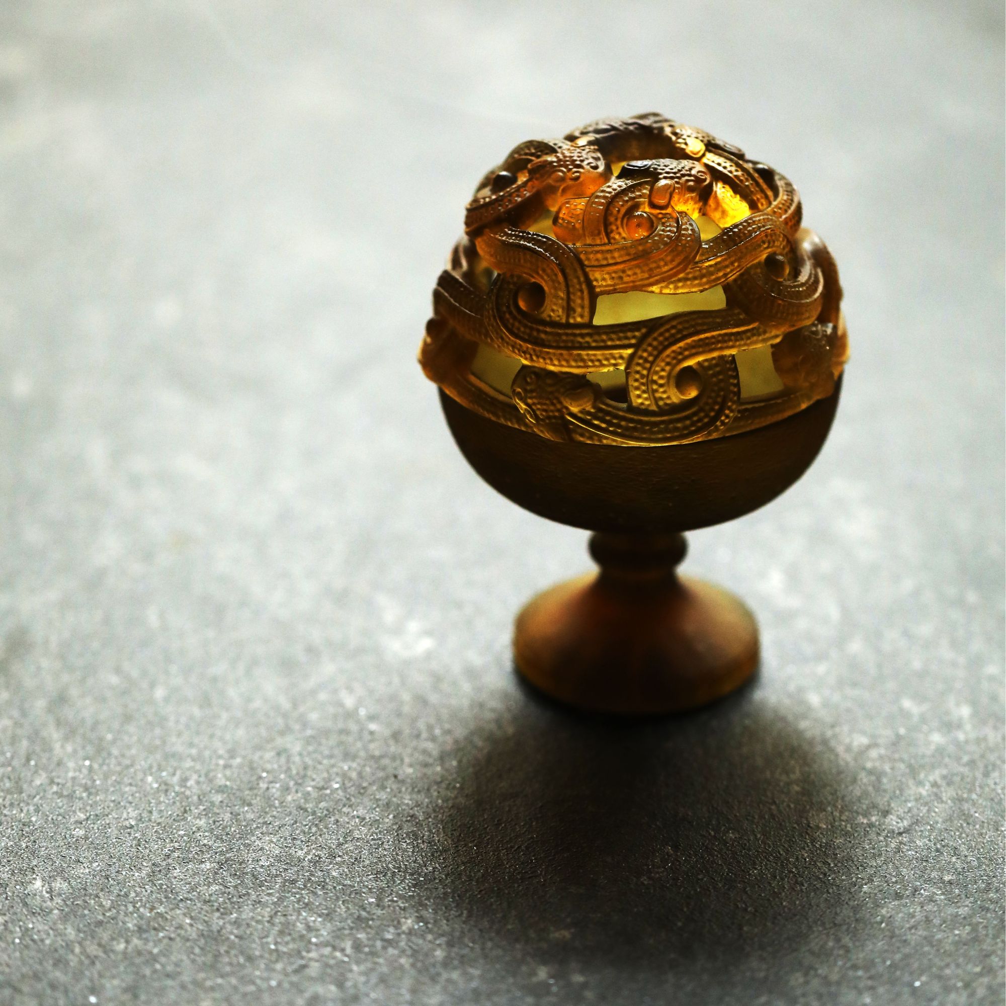 集物华精选 l 古法琉璃【蟠虺纹】香炉