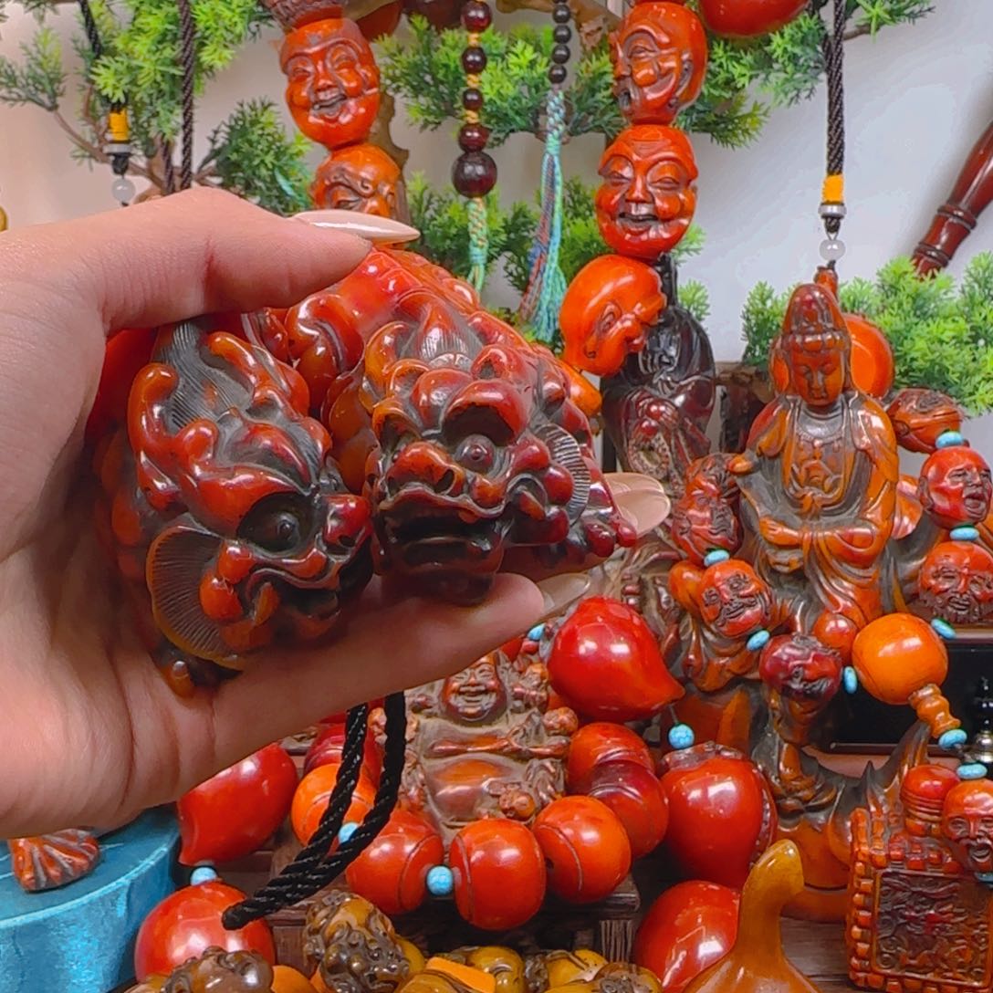 滴血莲花菩提吊坠王****铺